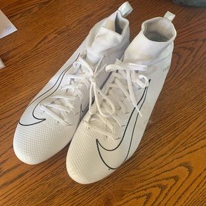 Nike vapor football clear. Size 13